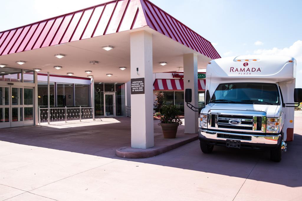 Ramada Plaza By Wyndham Chicago North Shore Wheeling Exteriér fotografie