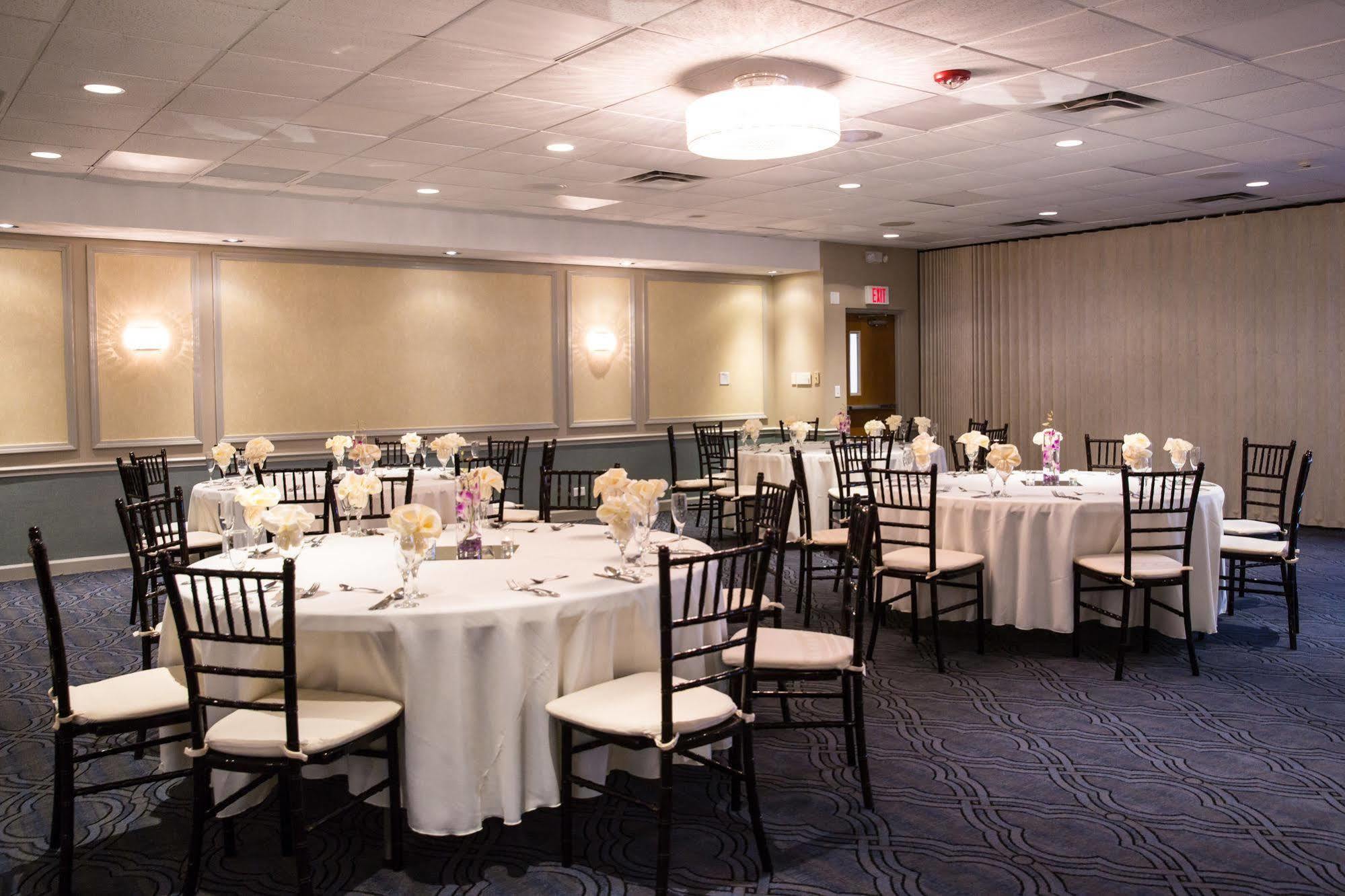 Ramada Plaza By Wyndham Chicago North Shore Wheeling Exteriér fotografie